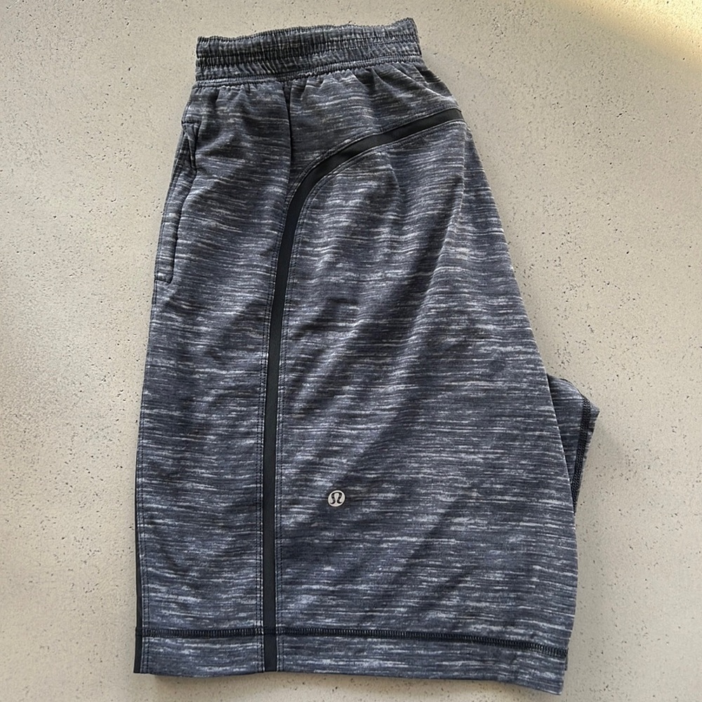 Lululemon Pace shorts